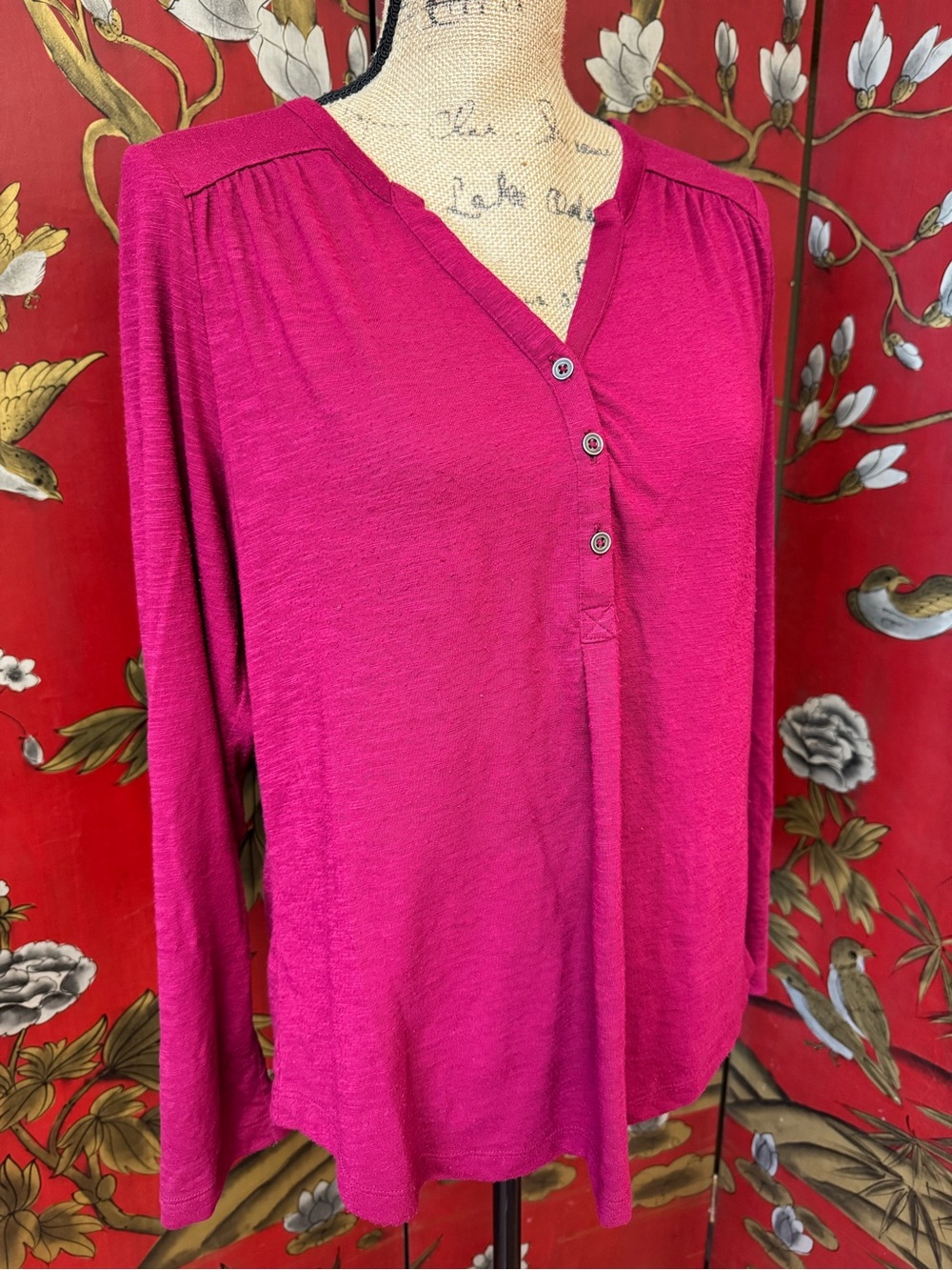 🍁Women’s “SONOMA” V-neck Button Top | #T81